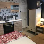 Acacia Villas Guest House