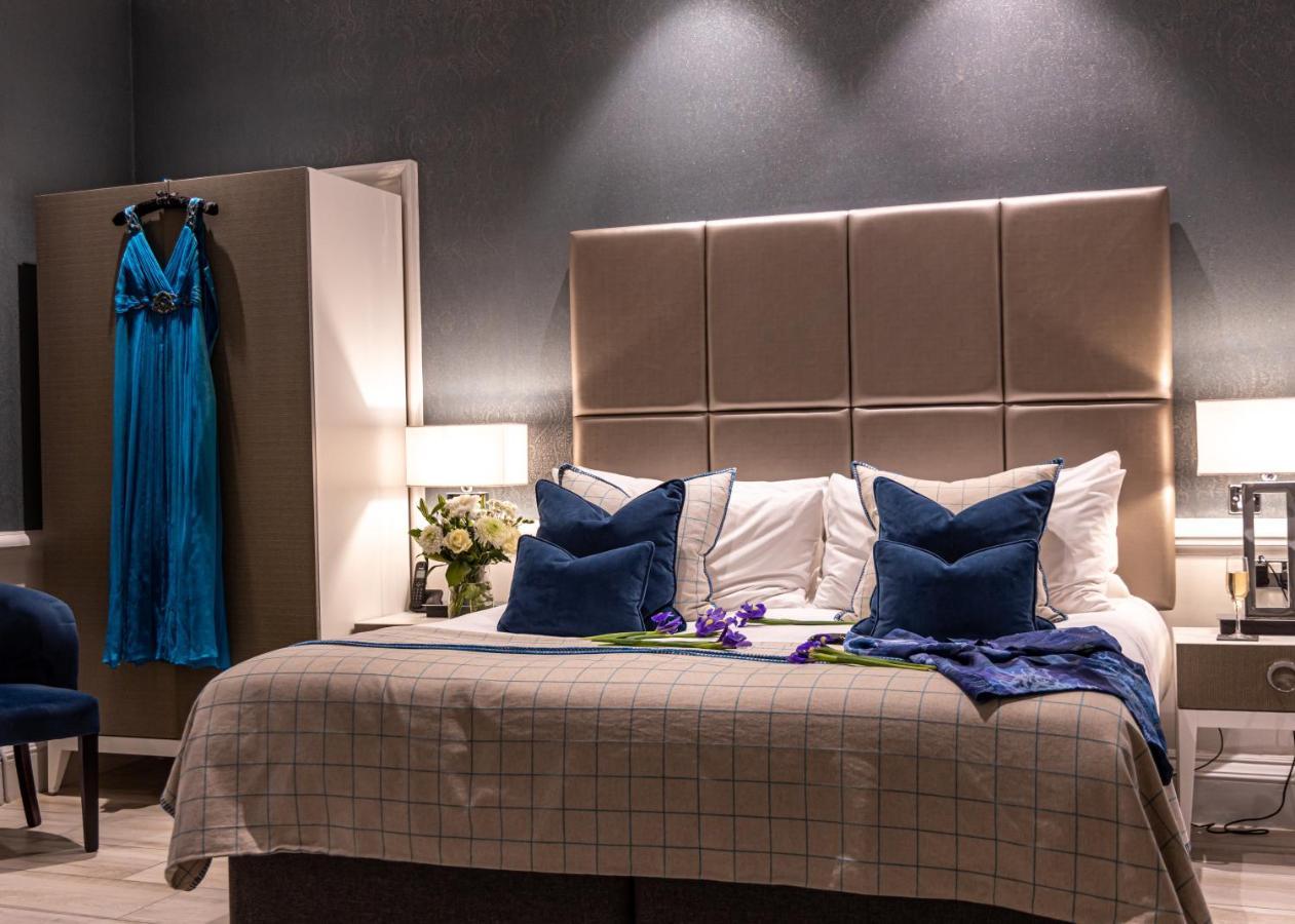 Barnett Hill Hotel Guildford