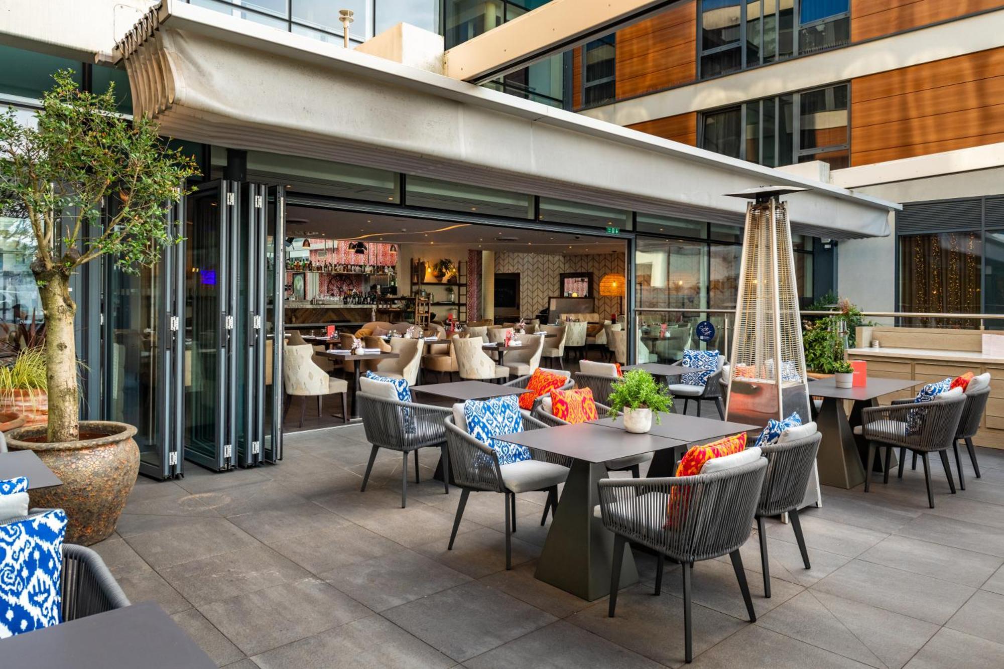 Harbour & 4* Guildford